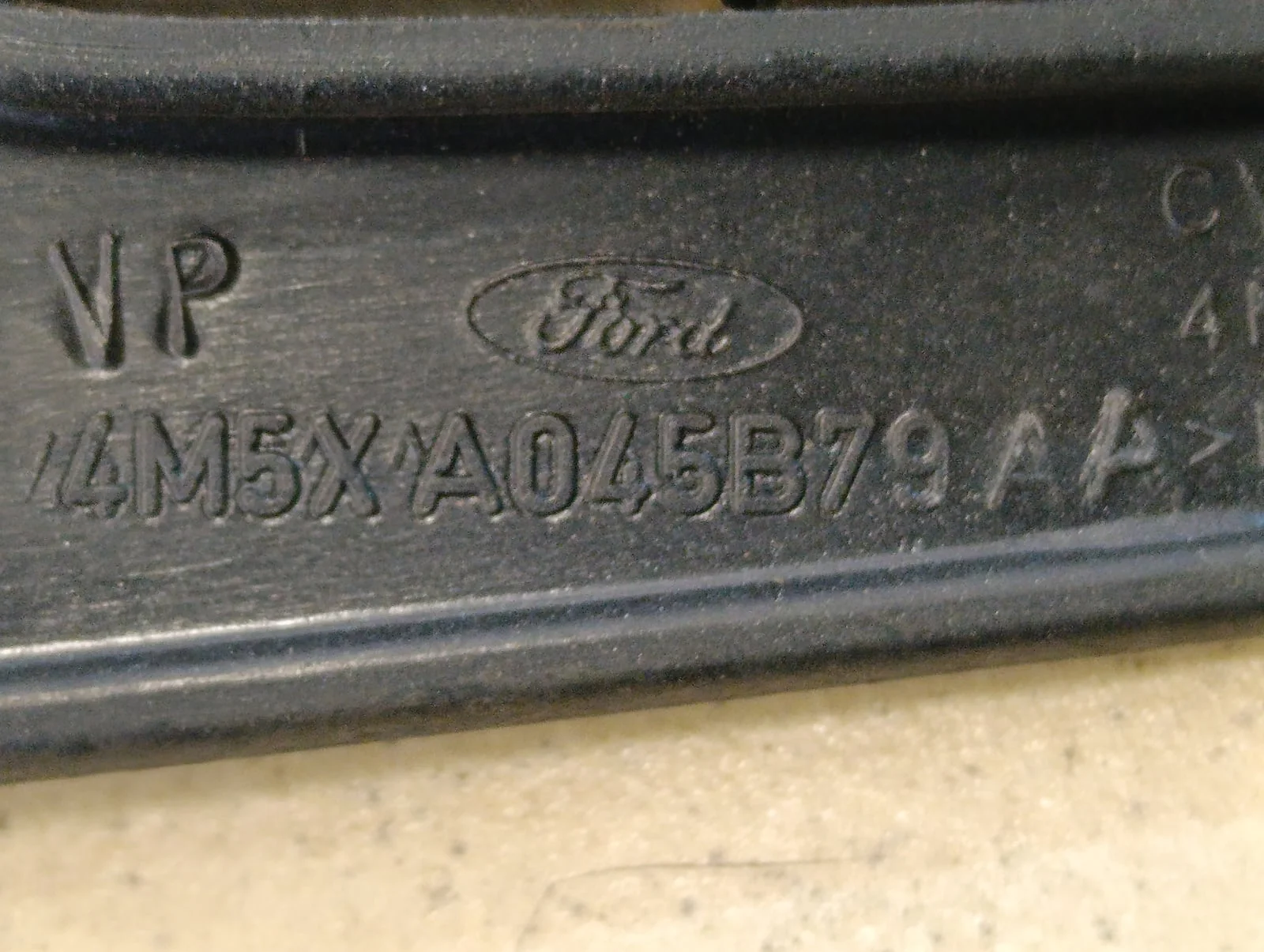 Чехол кулисы FORD Focus II 2005-2008 - миниатюра 7