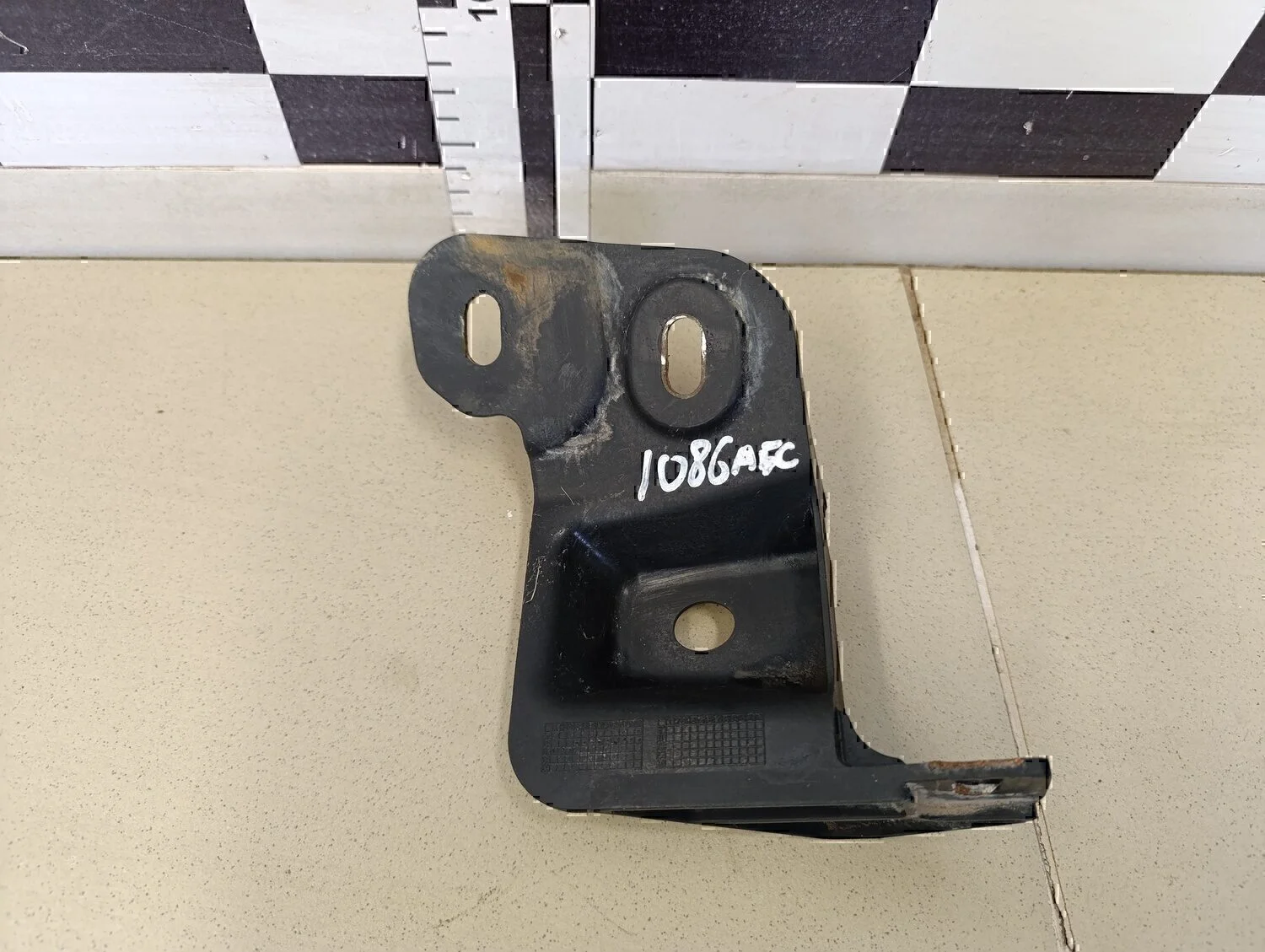 Кронштейн блока ABS (насос) OPEL Corsa D 2006-2015