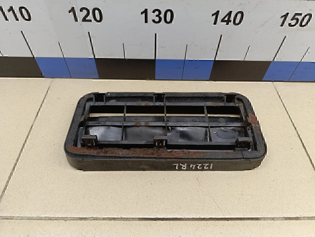 Решетка вентиляционная Hyundai-KIA Elantra 2000-2005 - миниатюра 2