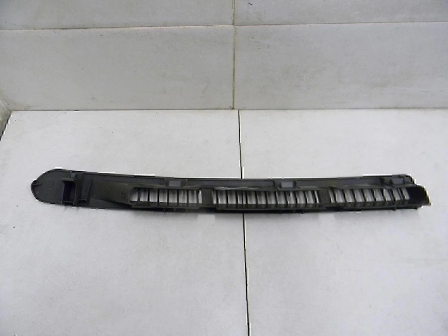 Накладка (кузов внутри) NISSAN Maxima (A33) 2000-2005 - миниатюра 4