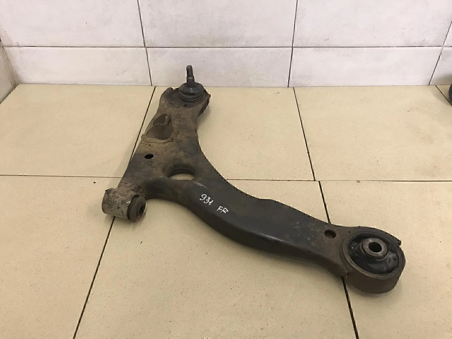 Рычаг передний правый Hyundai-KIA Matrix 2001-2010 - миниатюра 2