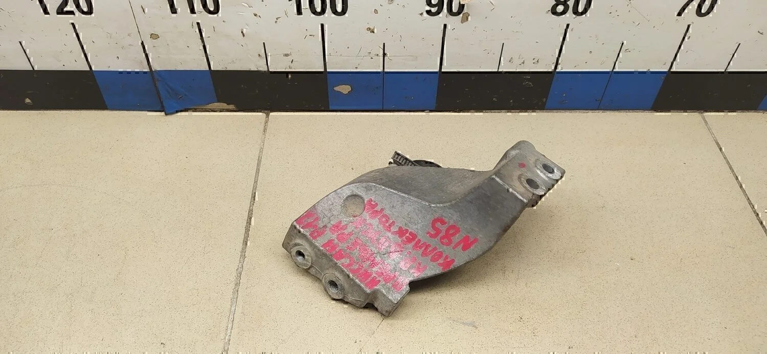 Кронштейн двигателя NISSAN Almera N15 1995-2000 - миниатюра 2