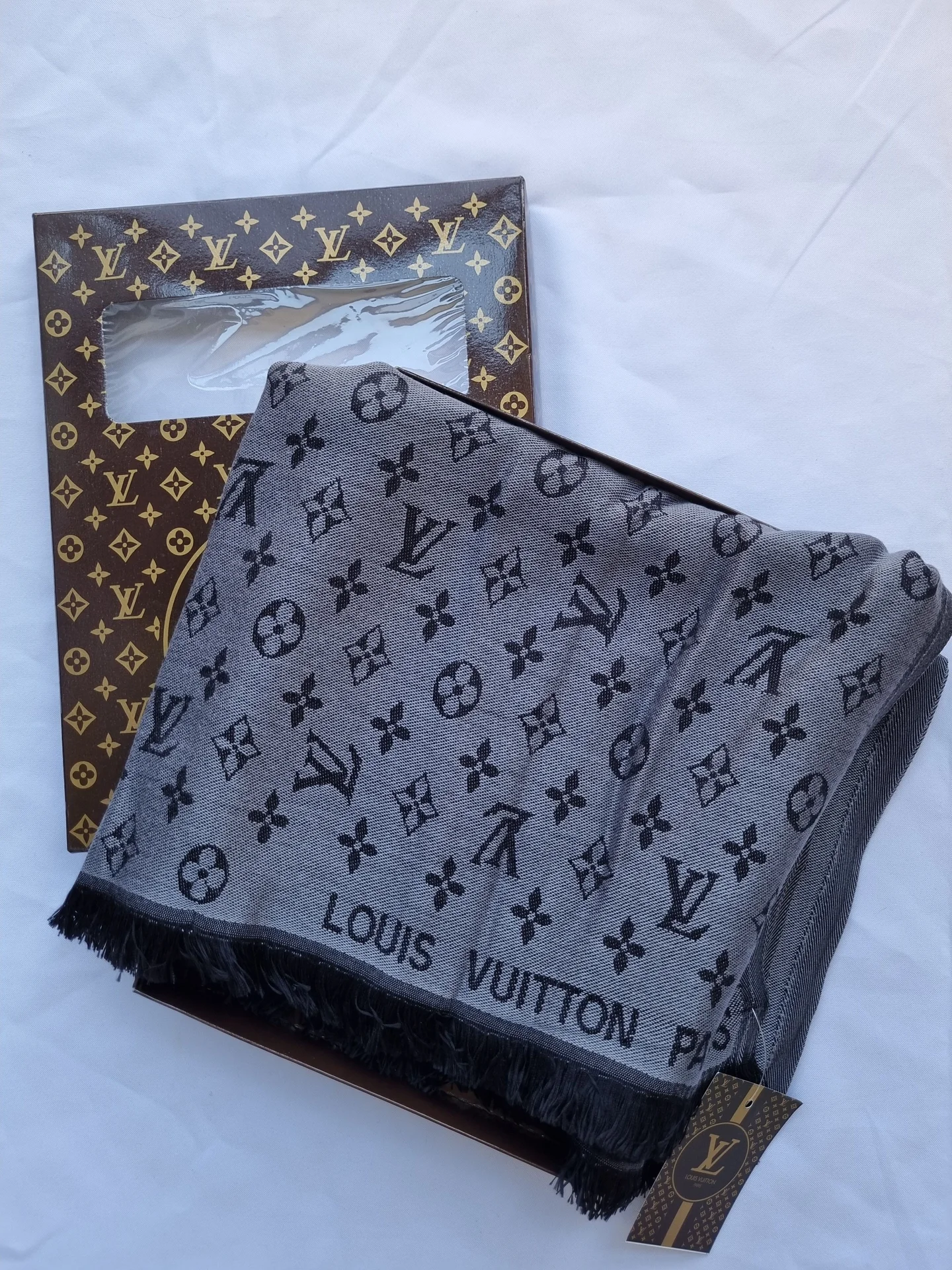 Шарф палантин Louis vuitton серый новый - изображение 1