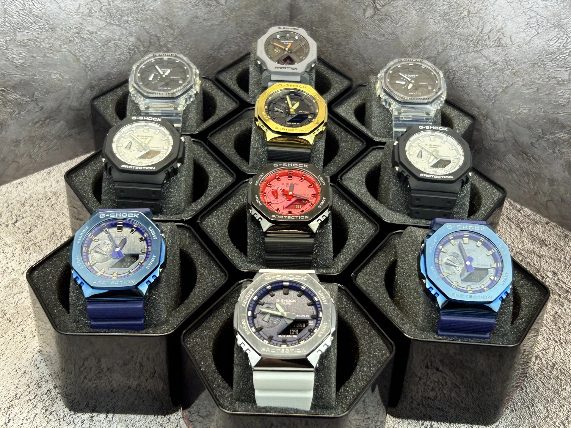 Наручные часы Casio G-SHOCK GA2100 - изображение 1