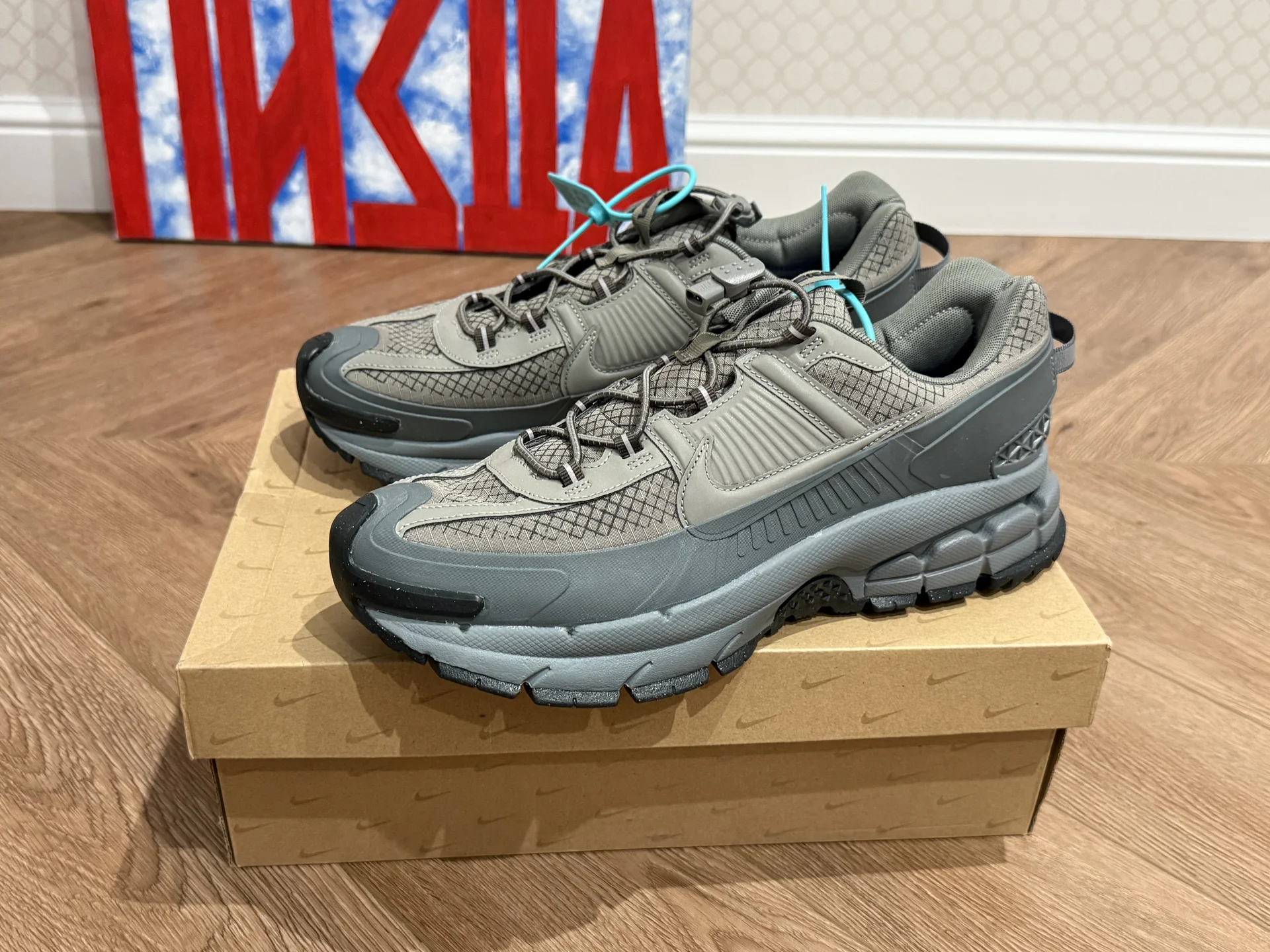 Кроссовки Nike Zoom Vomero Roam - миниатюра 4