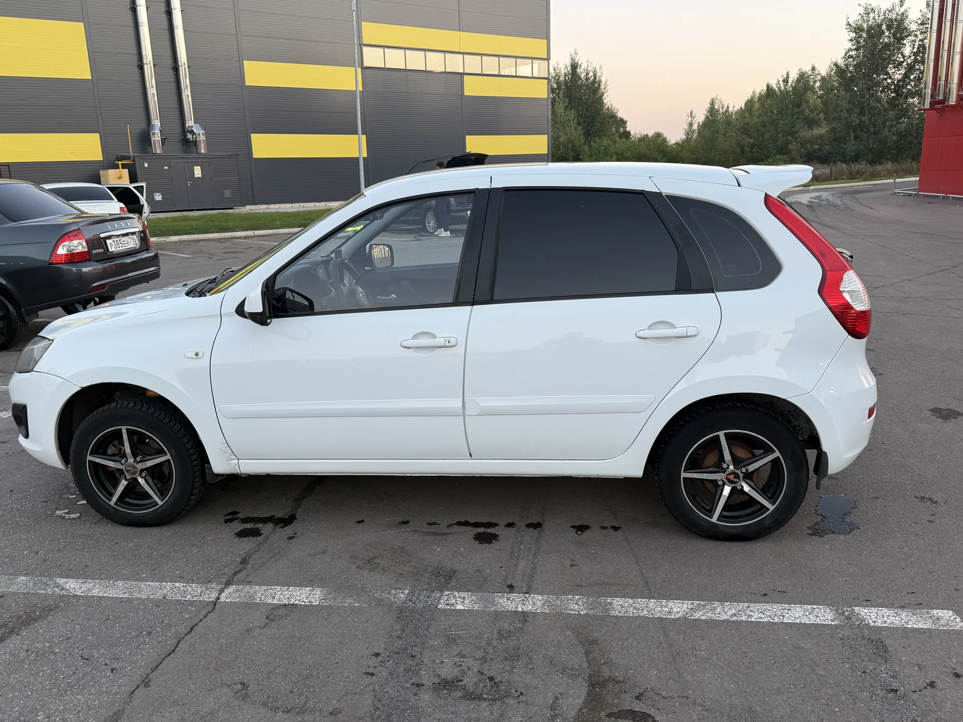 Lada Kalina 2 - миниатюра 6