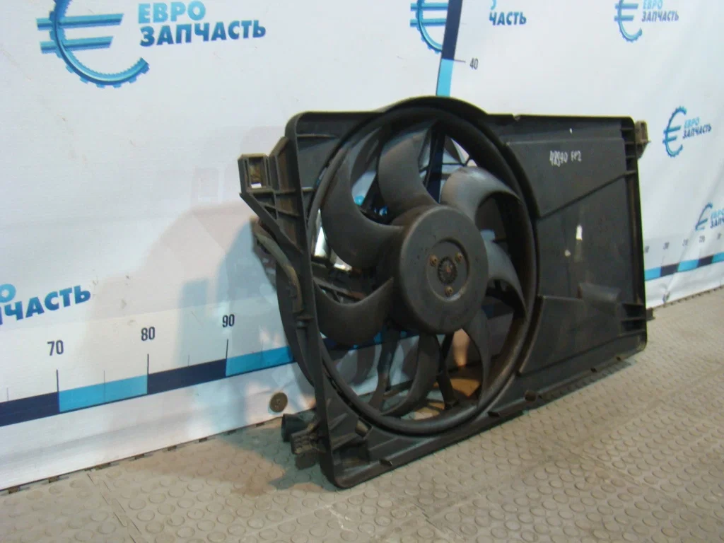 Ford Focus 2 Вентилятор радиатора - миниатюра 2