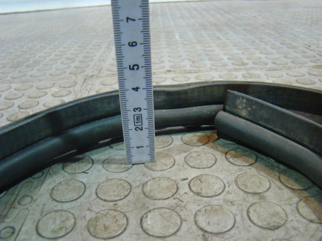 Daewoo Nexia Уплотнитель моторного отсека - миниатюра 8