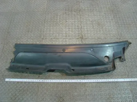 Daewoo Nexia Решетка стеклоочистителей левая