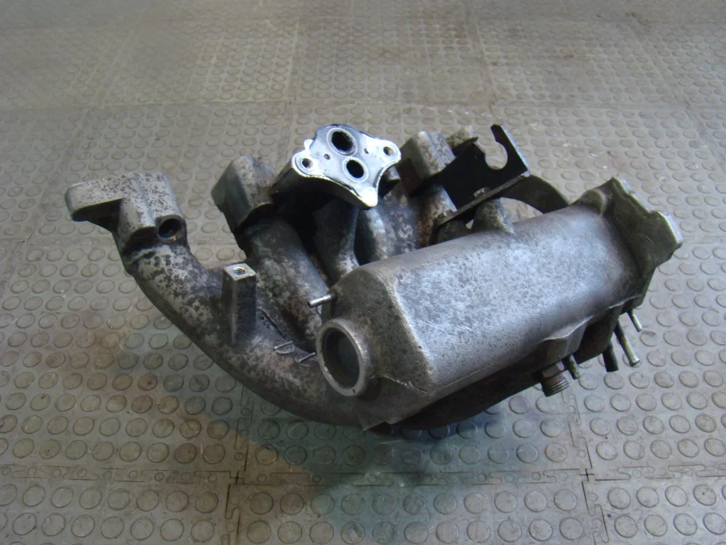 Daewoo Nexia Коллектор впускной 1.5 8V A15SMS - миниатюра 10