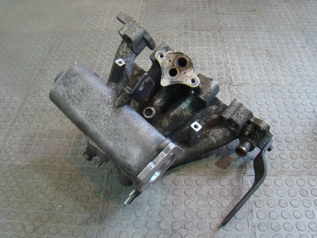 Daewoo Nexia Коллектор впускной 1.5 8V A15SMS - миниатюра 9