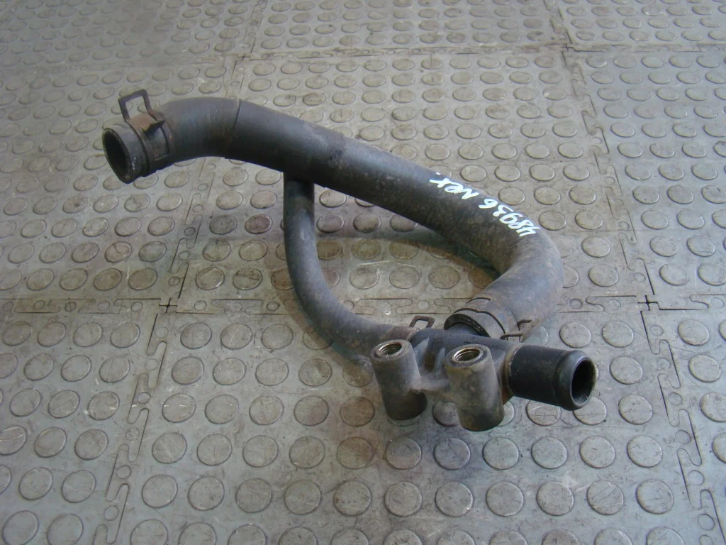 Daewoo Nexia Тройник системы охлаждения - миниатюра 2