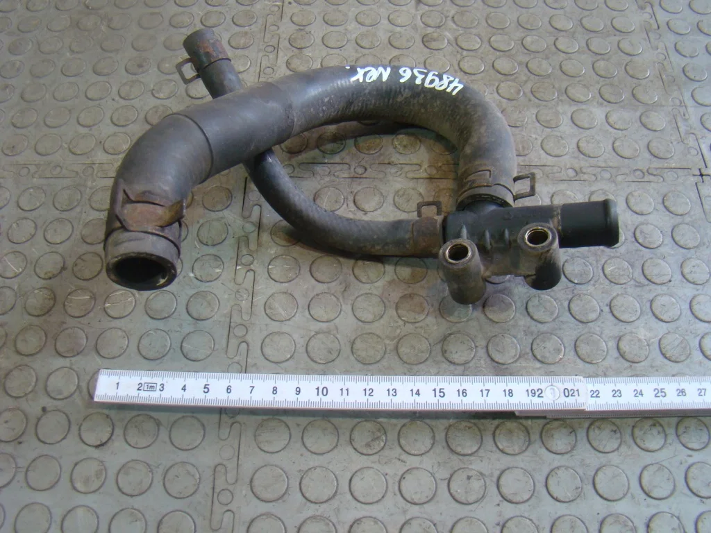 Daewoo Nexia Тройник системы охлаждения - миниатюра 4