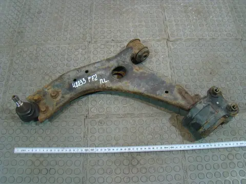 Ford Focus 2 Рычаг передний левый D=21 mm