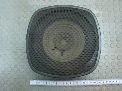 Daewoo Nexia Динамик задний