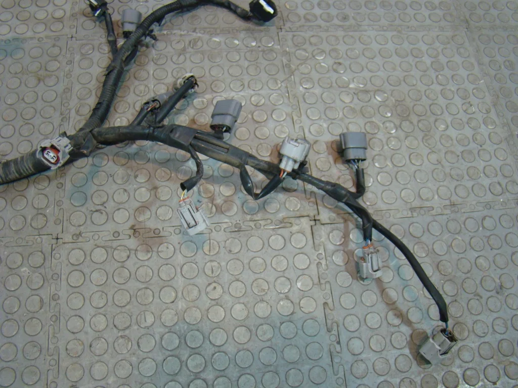Nissan Qashqai J10 Проводка моторная на форсунки 1.6 - миниатюра 4