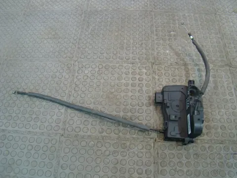 Замок передний левый Kia Sportage 3 SL 813103U000