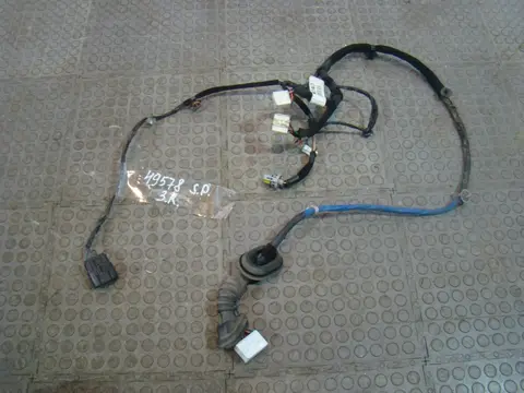 Проводка двери задней правой Kia Sportage 3 SL 916603U040