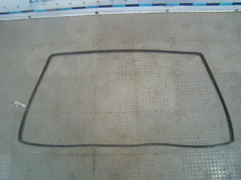 Daewoo Nexia Молдинг заднего стекла