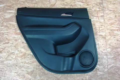 Обшивка двери задней левой Chevrolet Orlando, 95057586, б/у