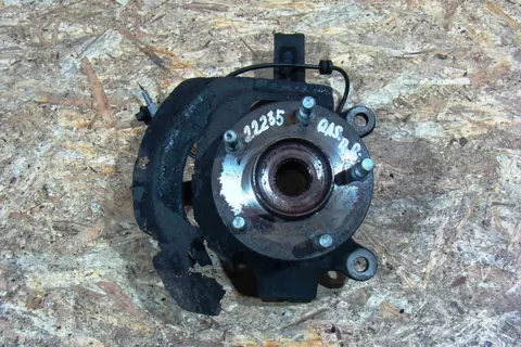 Кулак поворотный передний правый Nissan Qashqai J10 / X-Trail T31 / Koleos, 40014JD040