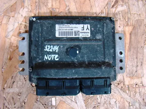 Nissan Note E11 Блок управления двигателем CR14DE