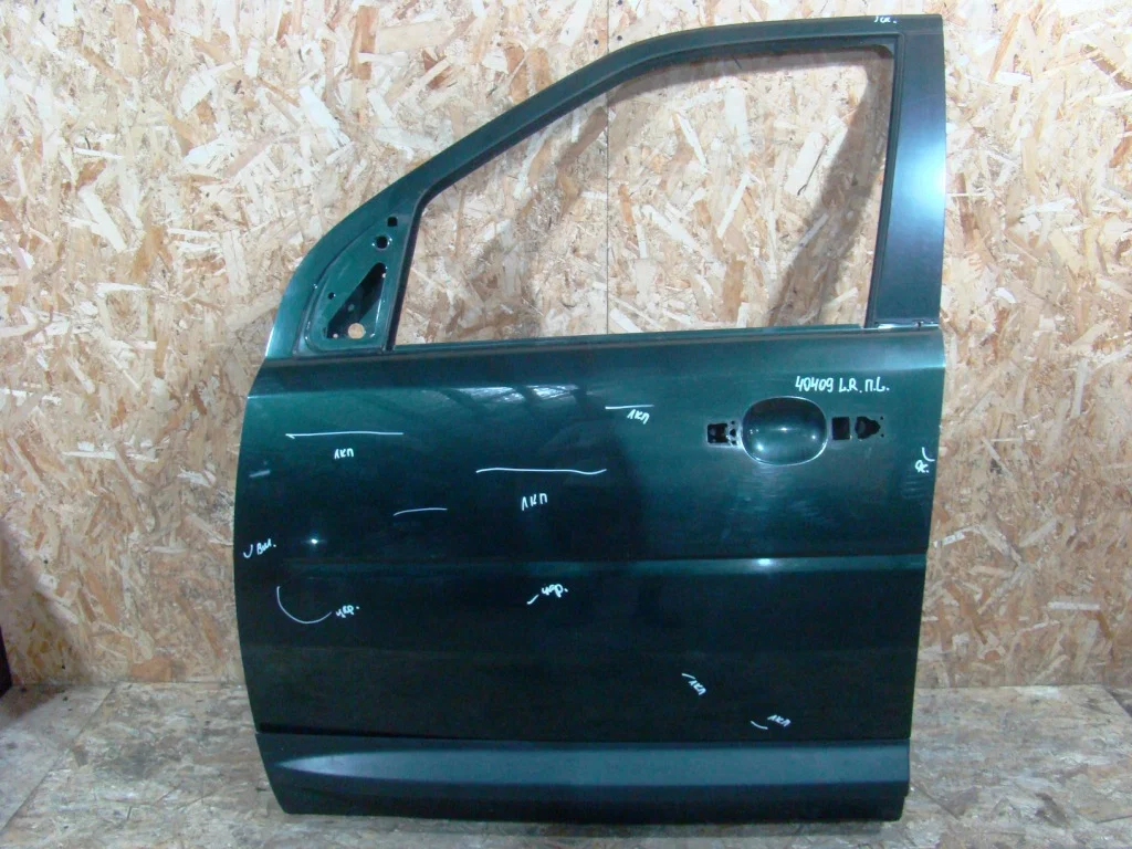 Дверь передняя левая Freelander 2 LR005657, б/у - изображение 1