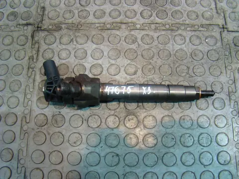 Форсунка дизельная BMW X3 F25 / 1 F20 / 3 F30 / X1 E84, 2.0 N47D20C, 13537810702, б/у