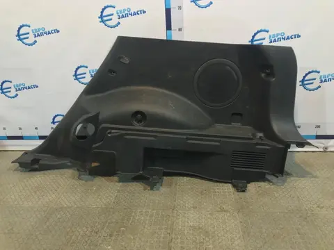Обшивка багажника правая Kia Sportage 3 SL 857403U500WK