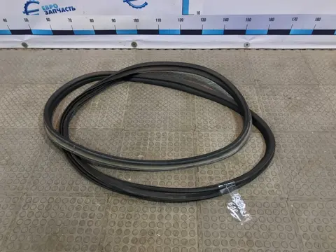 Уплотнитель багажника Kia Sportage 3 SL 873213U000