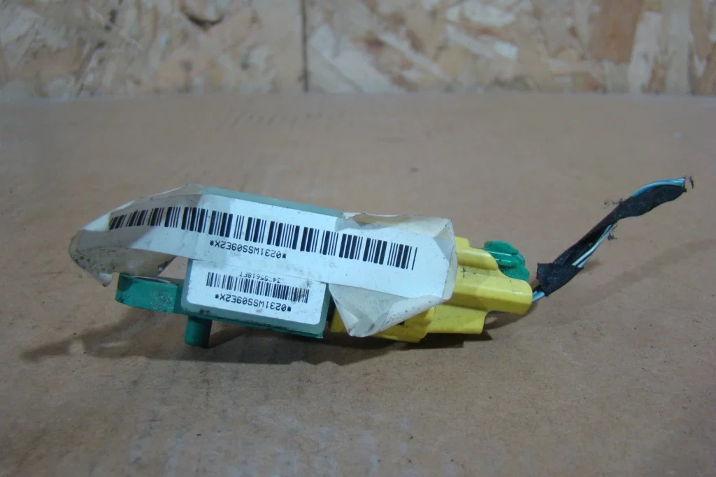 VW Passat B6 Датчик AIR BAG - миниатюра 2