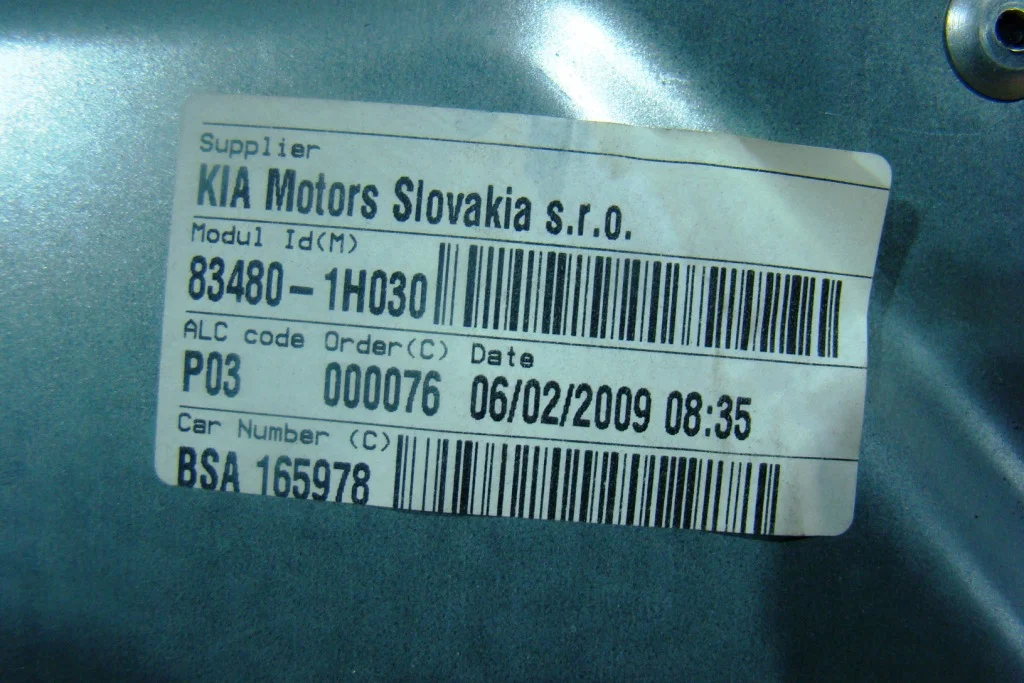 KIA Ceed Стеклоподъемник механический задний правый - миниатюра 2