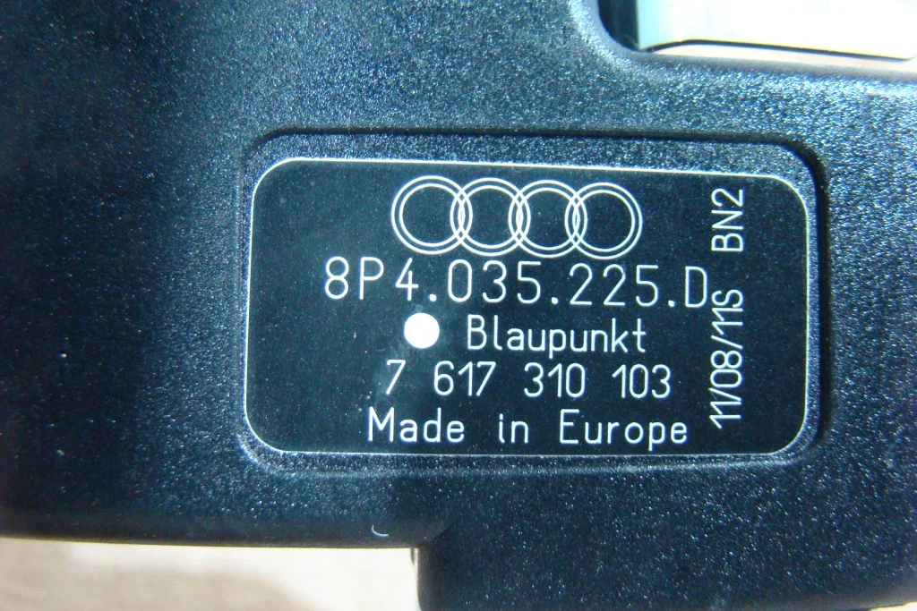 Audi A3 Sportback Усилитель антенны - миниатюра 2