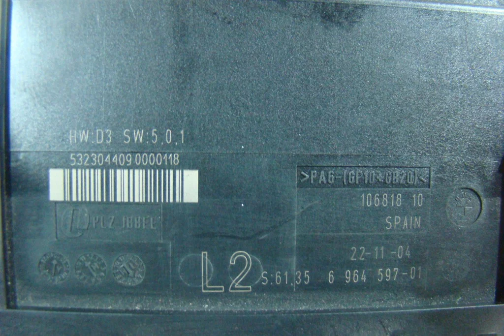 BMW E87 Блок BCM - миниатюра 4