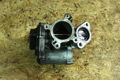 Клапан EGR Nissan X-Trail T31 / Qashqai J10 2.0 dCi M9R, 1471000Q0Y