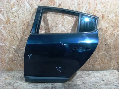 Дверь задняя левая Renault Megane 3, хэтчбек 5 дв., 821003885R, б/у