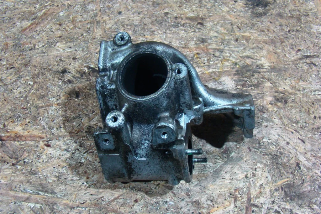 Nissan Qashqai J10 Воздуховод EGR - миниатюра 5