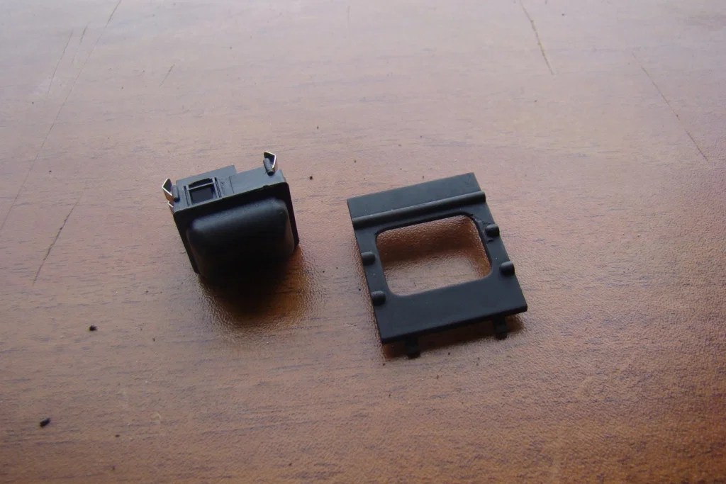 Audi A4 B7 Датчик света - изображение 1