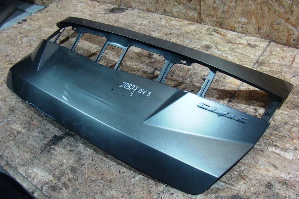 Honda Civic 5D Накладка двери багажника - миниатюра 3