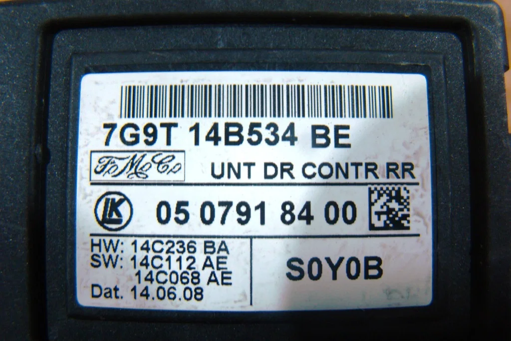 Jaguar XF Блок комфорта - миниатюра 2