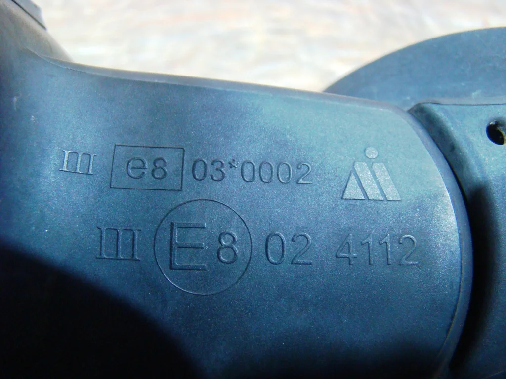 Toyota Auris E15 Зеркало правое электрическое - миниатюра 8