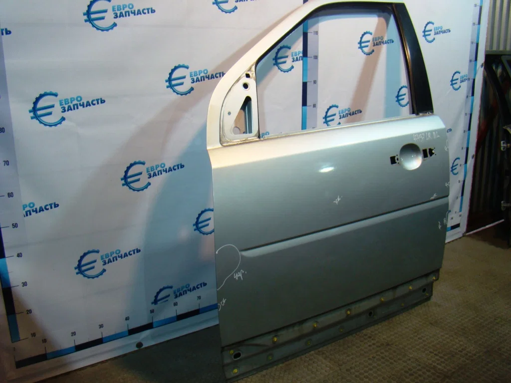 Дверь передняя левая Freelander 2 LR023161, б/у - миниатюра 2