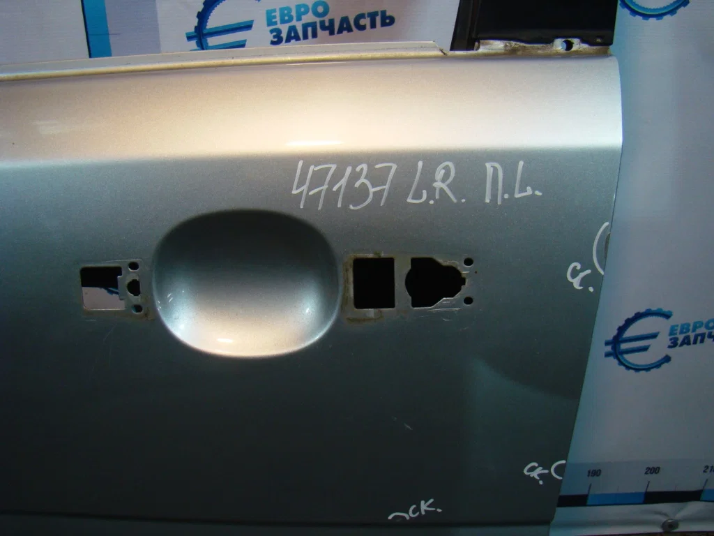Дверь передняя левая Freelander 2 LR023161, б/у - миниатюра 4
