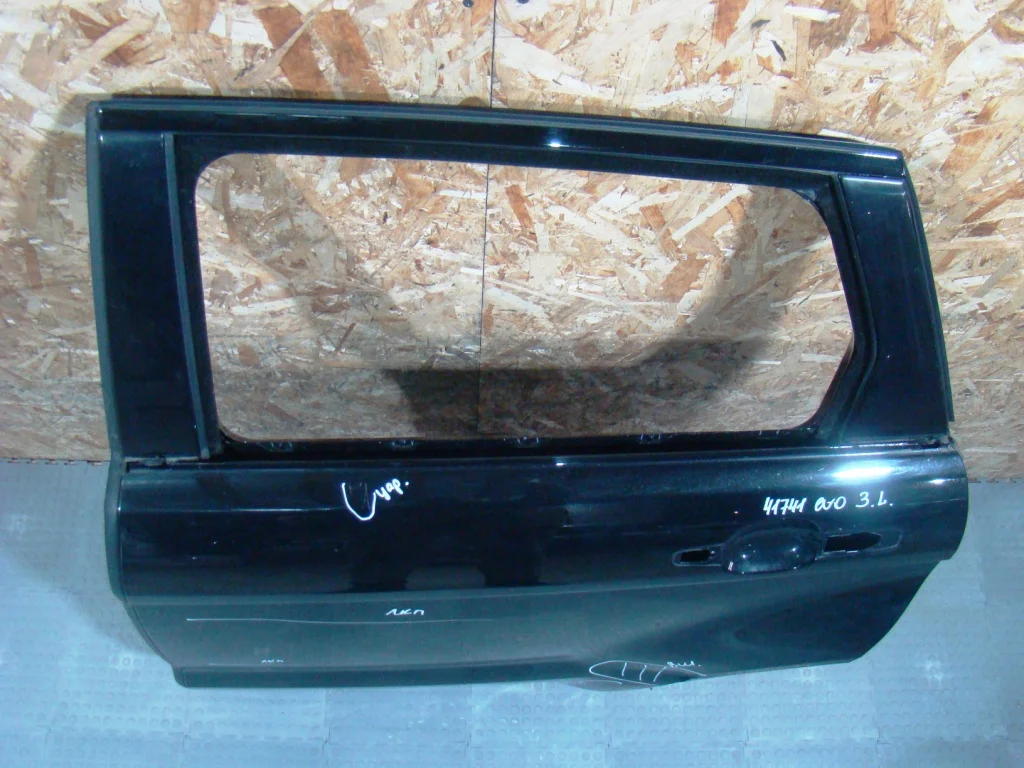 Range Rover Evoque Дверь задняя левая - миниатюра 4