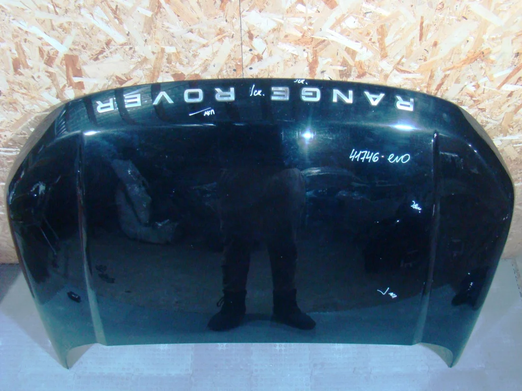 Range Rover Evoque Капот - миниатюра 4