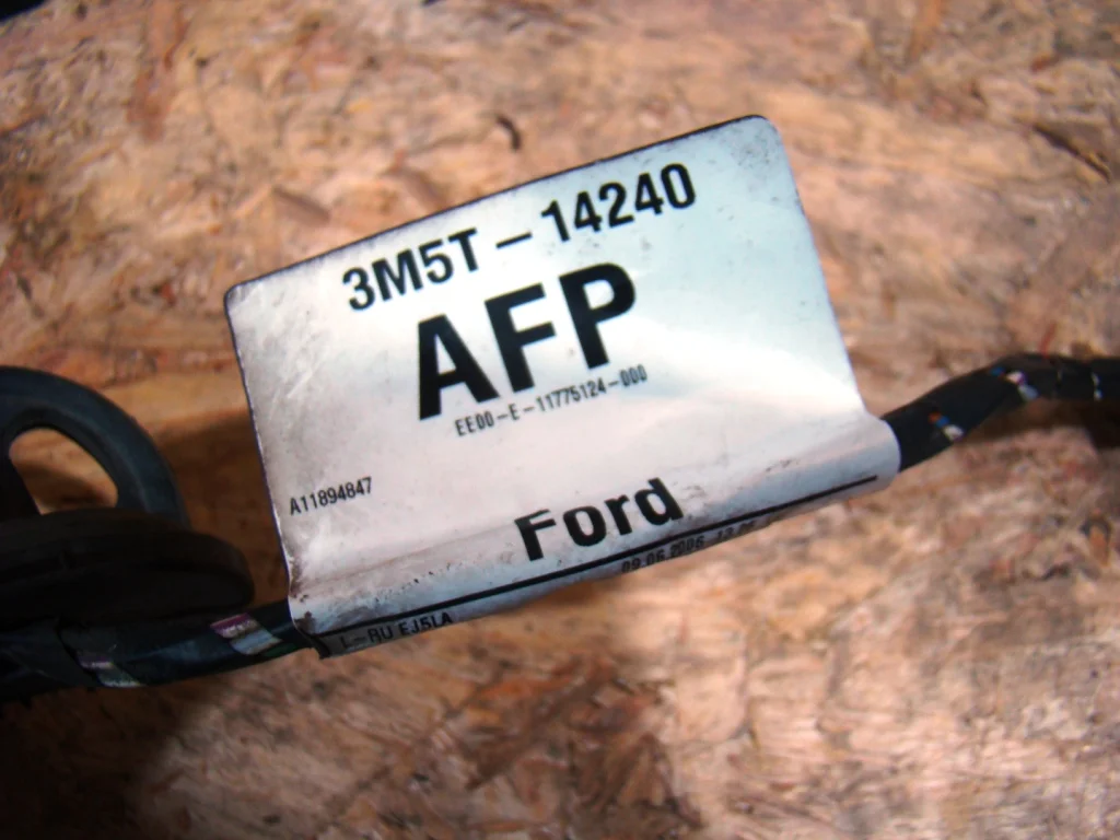Ford Focus 2 Проводка двери задней правой - миниатюра 4