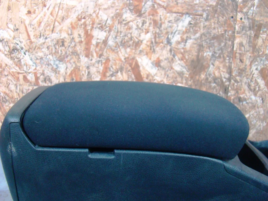 Nissan Qashqai J11 Консоль с подлокотником - миниатюра 10