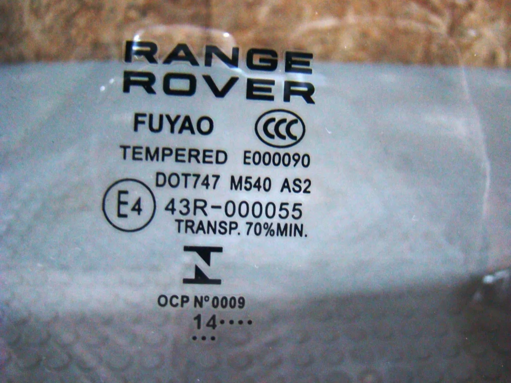 Range Rover Evoque Стекло двери задней правой - миниатюра 2