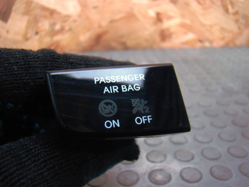 Hyundai ix35 Индикатор AIR BAG - изображение 1