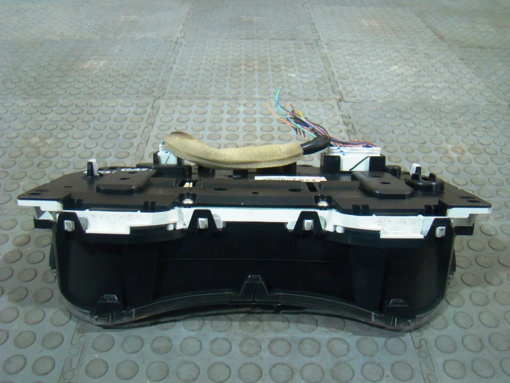 Nissan Qashqai J11 Панель приборов - миниатюра 8